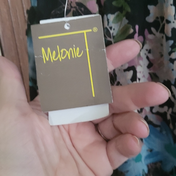 Melonie T Womens black floral dress size 18 #12 - Picture 5 of 5